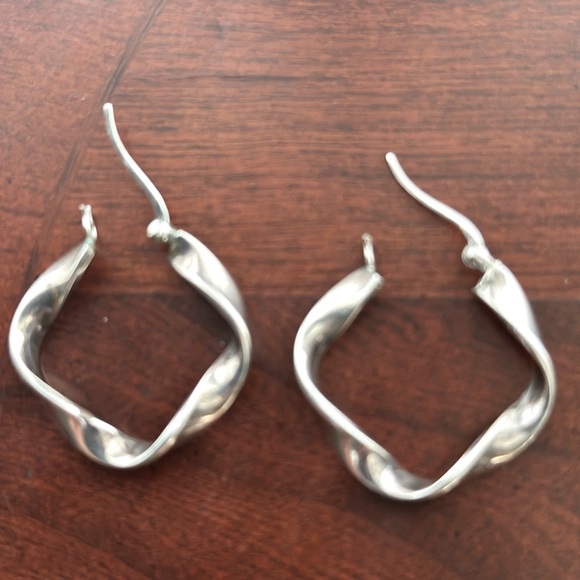 Sterling Silver 925 Twisted Hoop Earring - Picture 3 of 14